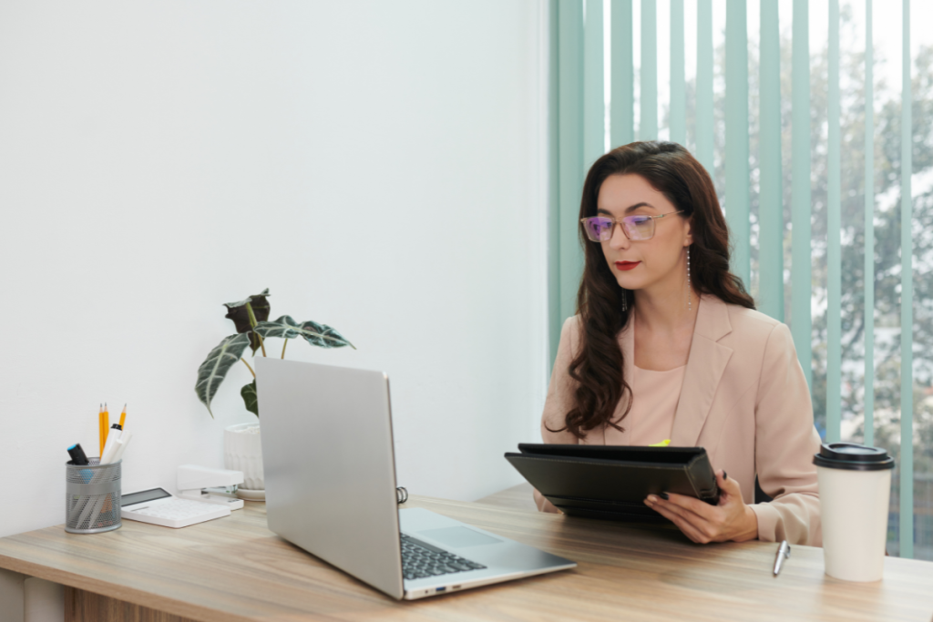 Tous les secrets pour mieux comprendre mypeopledoc et la gestion des documents rh
